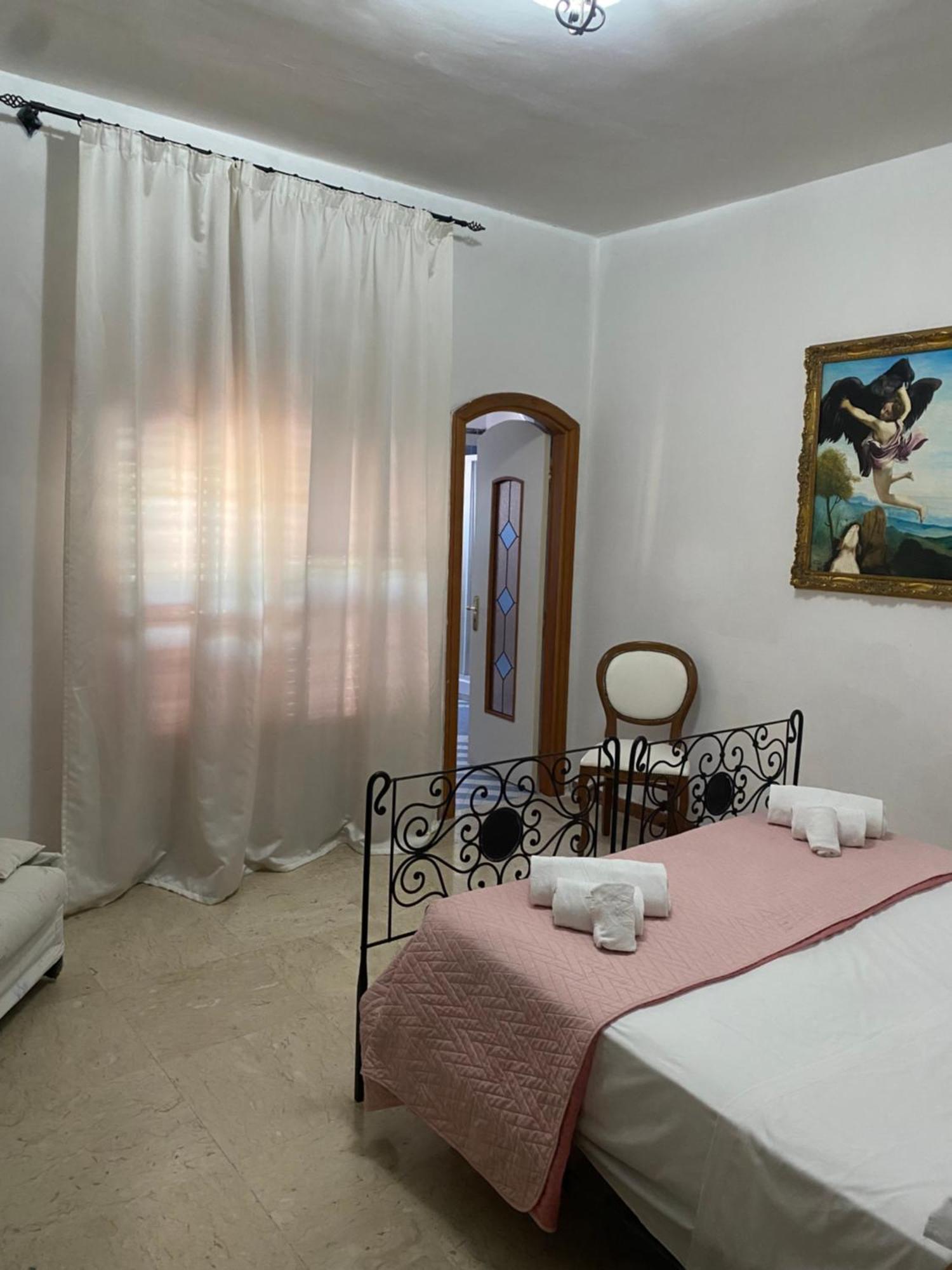 B&B H Pompeii Ruins Buitenkant foto